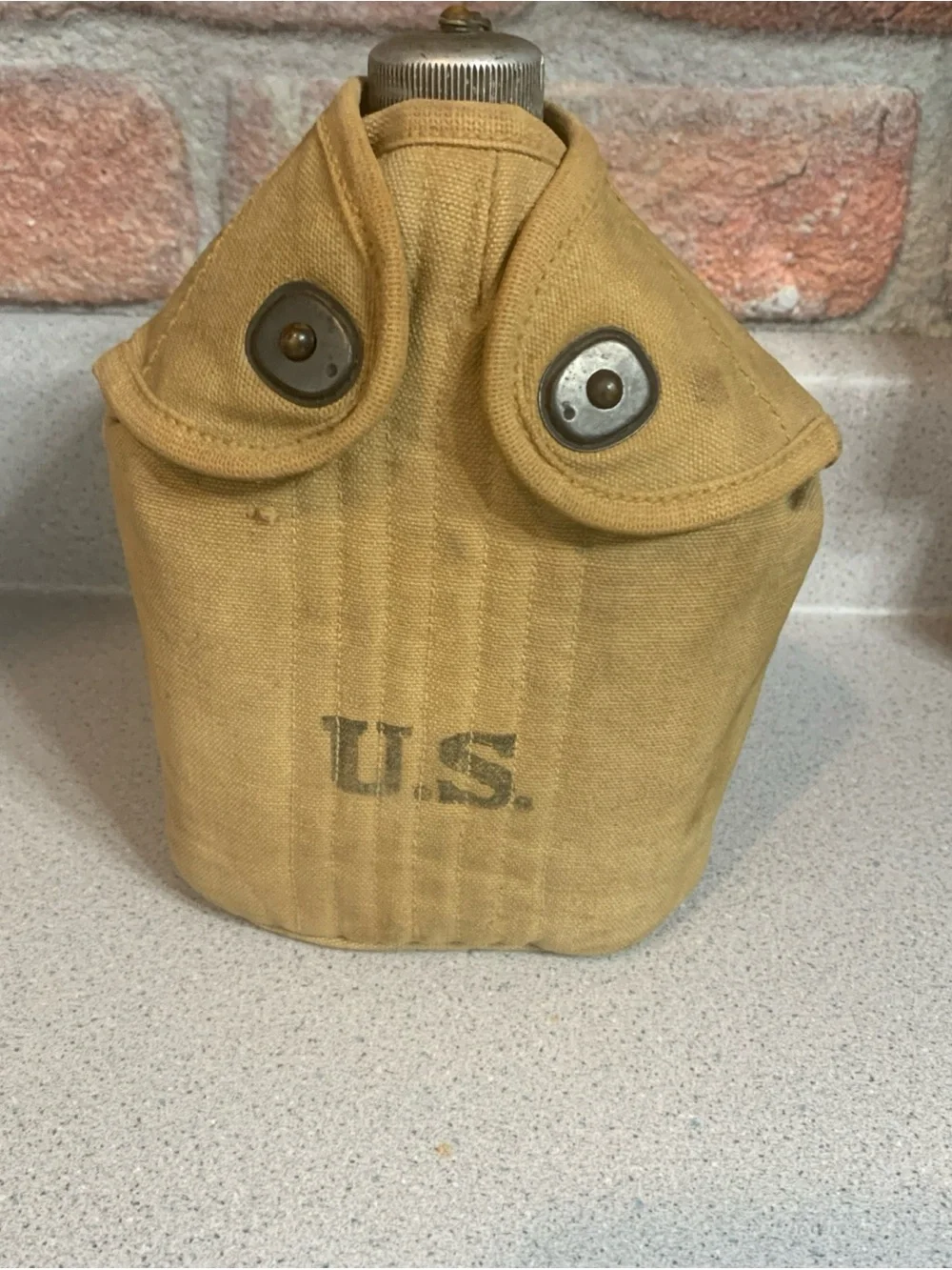Vintage WWI US ARMY Canteen  1918